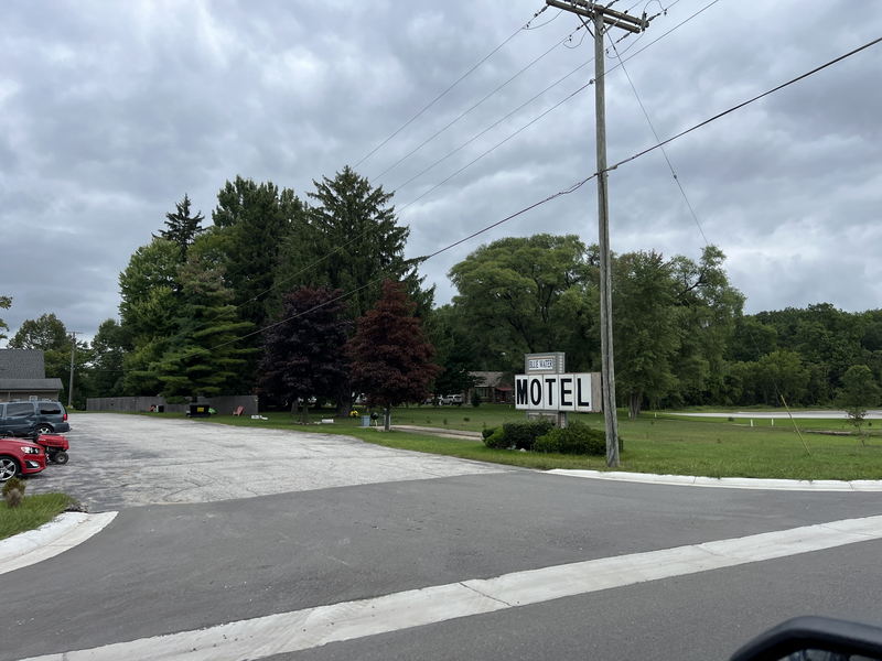 Blue Water Motel (Robbins Motel & Gift Shop) - Sept 10Th 2023 (newer photo)